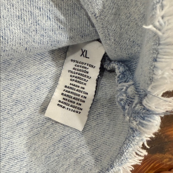 Celebrity Pink Light Blue Denim Distressed Cropped Jacket Size XL Extra Large - Picture 3 of 8